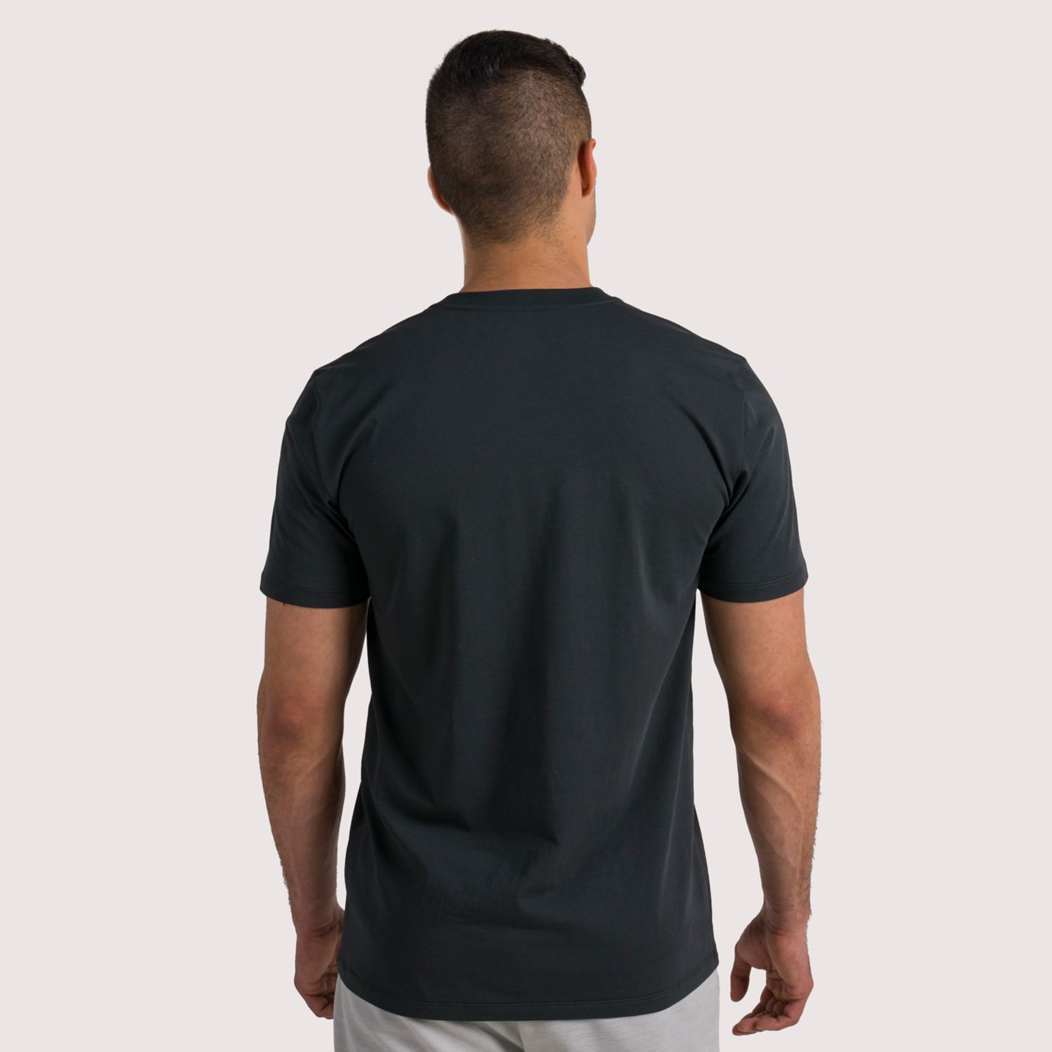 Camiseta Altra Everyday Recycled Hombre Negras | Peru-32597409